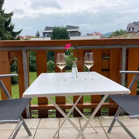 Lovely Located- Train, Restaurants & Apartmán Kassel