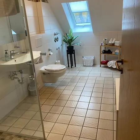 Apartmán Lovely Located- Train, Restaurants & *