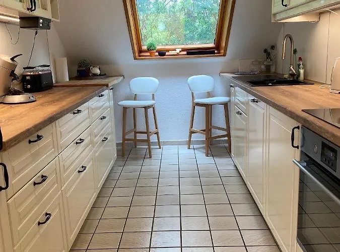 Lovely Located- Train, Restaurants & アパート カッセル